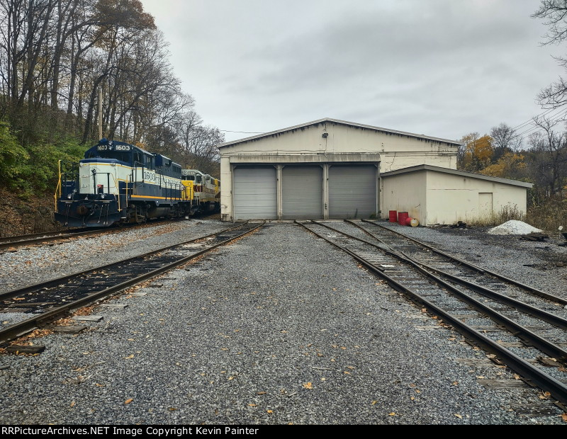 Ex-Bellefonte Central enginehouse